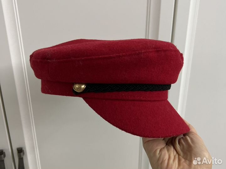 Кепка женская Zara