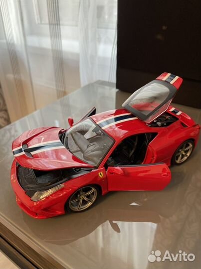 Модель Bburago Ferrari 458 1:18
