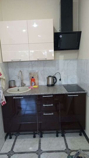 2-к. квартира, 42 м², 2/3 эт.