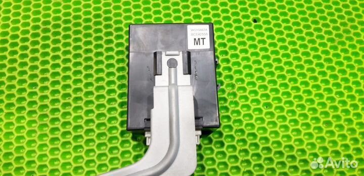 Блок управления центральным замком Nissan Tiida C1