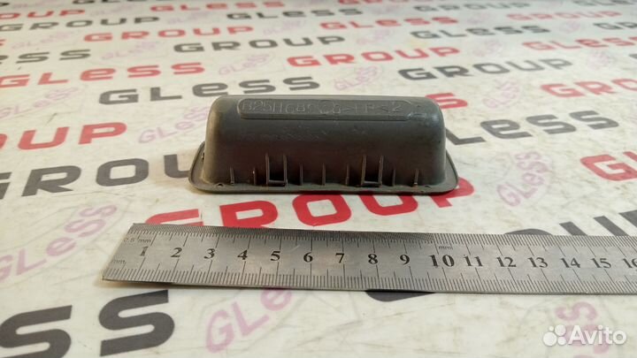 Ручка крышки багажника внутренняя BJ CP DY б/у Familia Demio Premacy