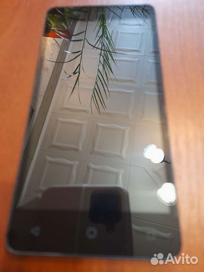 Archos 50 Titanium 4G, 8 ГБ