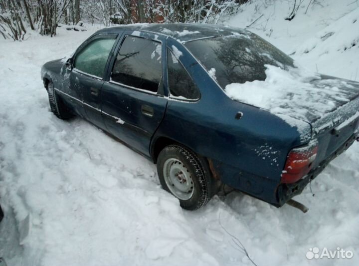 Опель вектра за запчасти