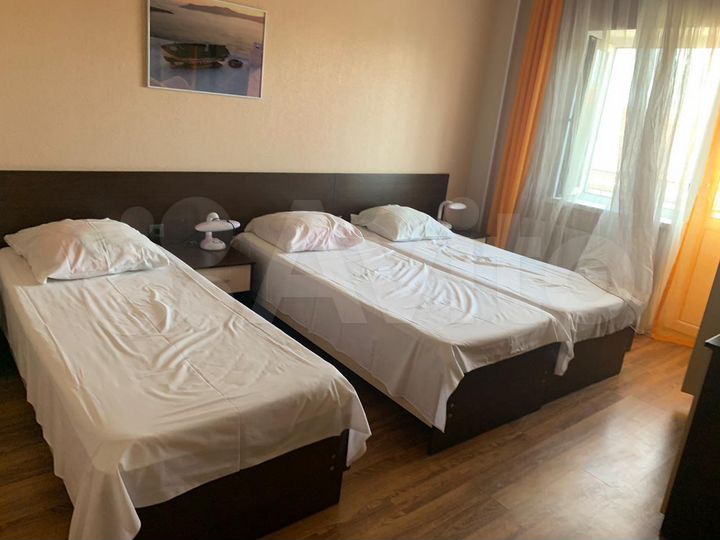 Гостиница, 700 м²