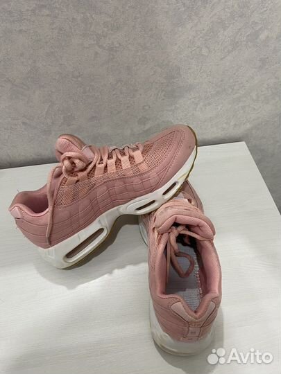 Кроссовки nike