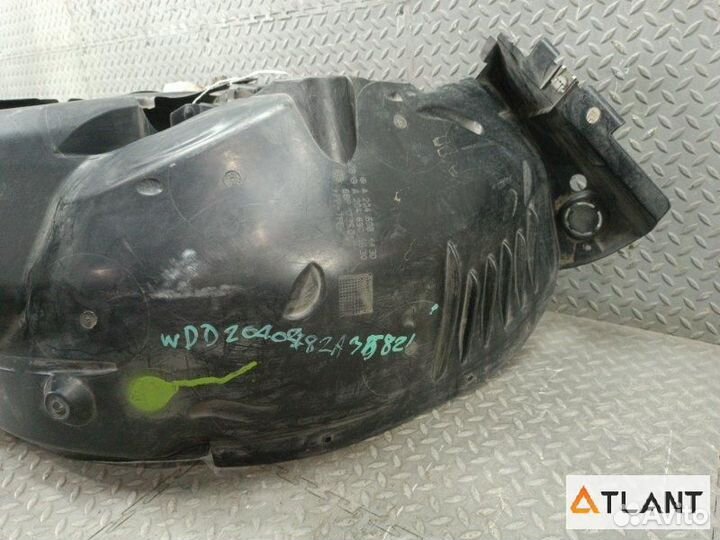 Подкрылок передний правый mercedes-benz C-class