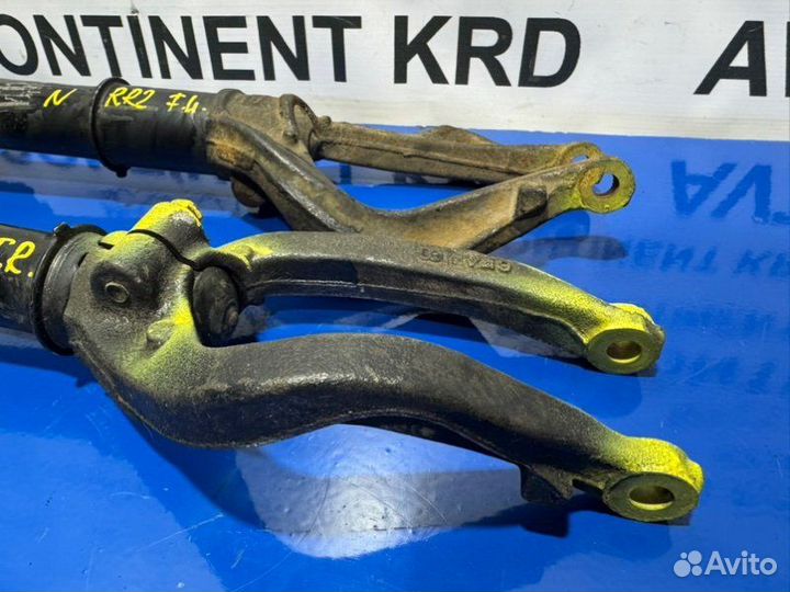 Стойка передняя Honda Elysion RR2 K24A