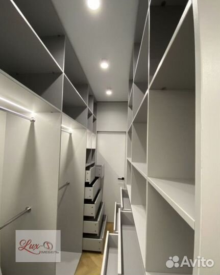 Гардеробная на заказ от производителя