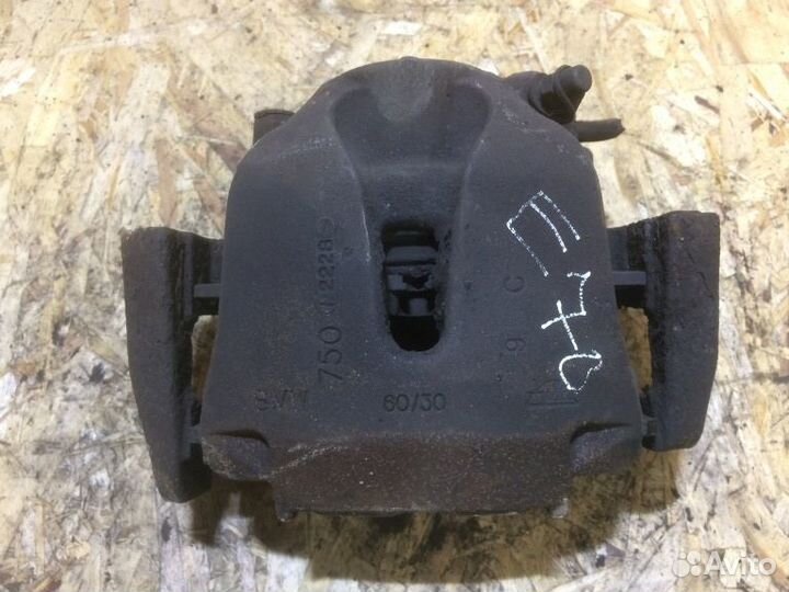 34116776784 Суппорт тормозной пер. пр. BMW X5 Е70