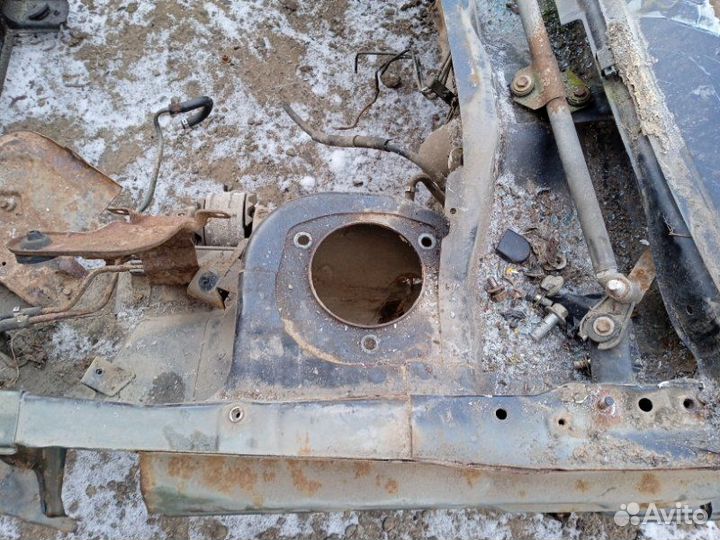 Б/У Б/У четверть передняя левая, Вортекс Эстина