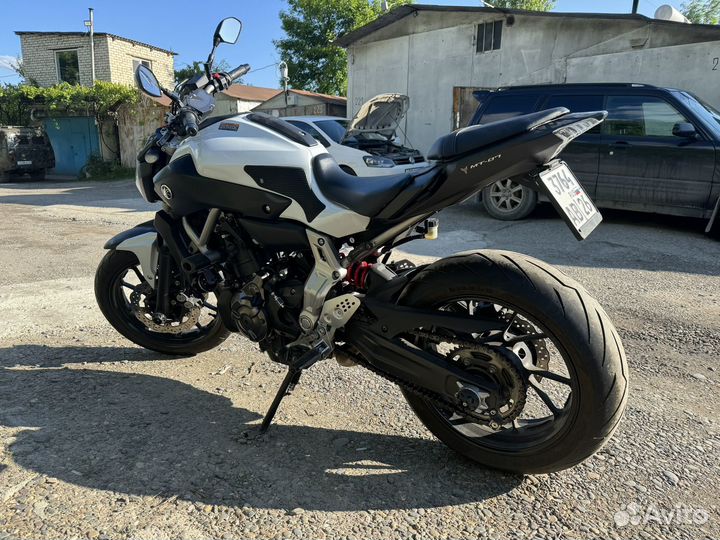 Yamaha MT 07 (FZ-07)