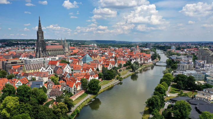 Дом 281 м² на участке 890 м² (Германия)