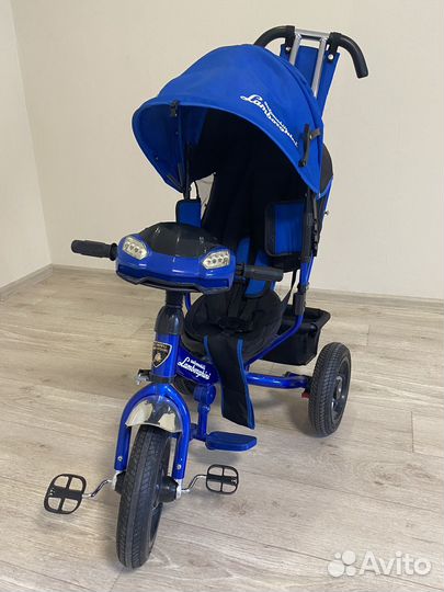 Велосипед трехколесный с ручкой Lamborghini