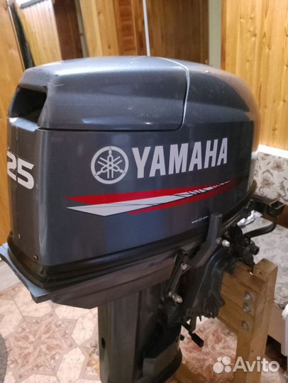 Лодочный мотор Yamaha 25