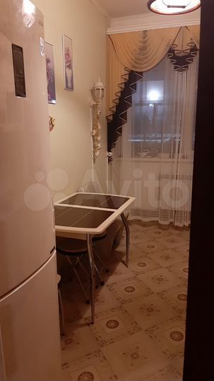 3-к. квартира, 90 м², 1/2 эт.