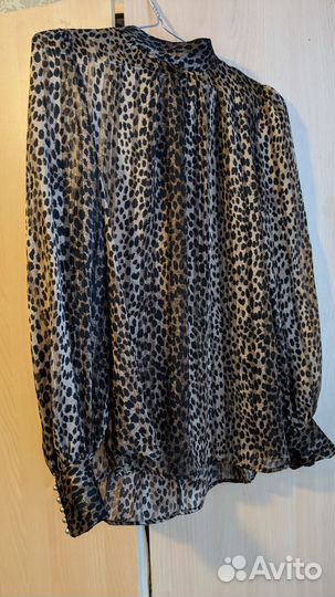 Блузка с леопардовым рисунком