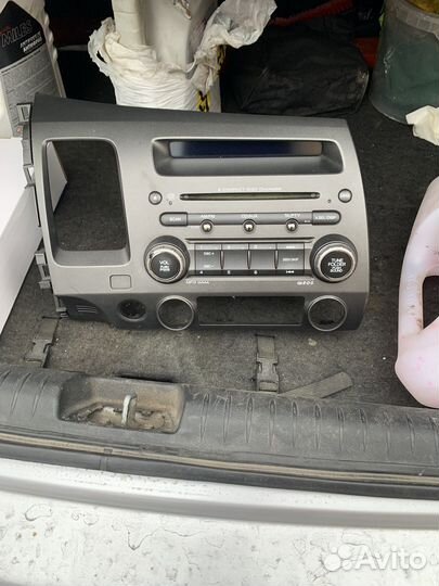 Штатная магнитола honda civic 4d
