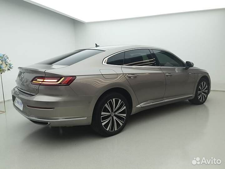 Volkswagen Arteon 2.0 AMT, 2020, 30 000 км