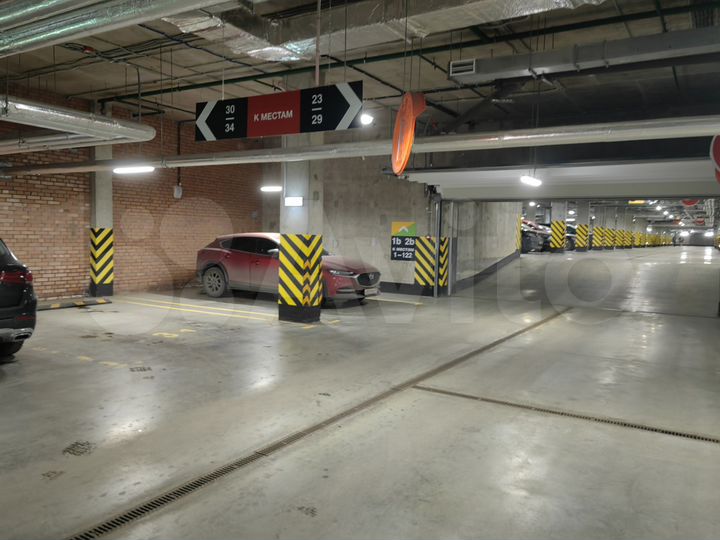 Машиноместо, 25 м²