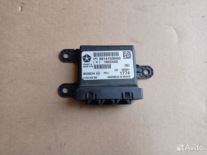 Dodge RAM блок управления парктрониками 68141530AF