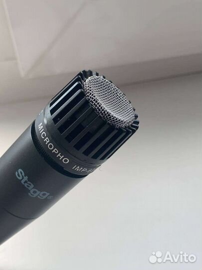 Студийный микрофон