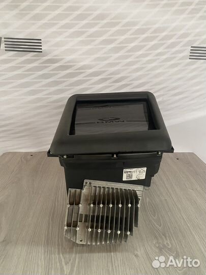 Проекция под лобовое стекло на BMW F серии