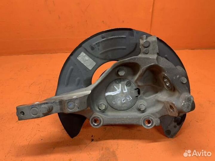 Кулак поворотный передний левый Chevrolet Camaro 5