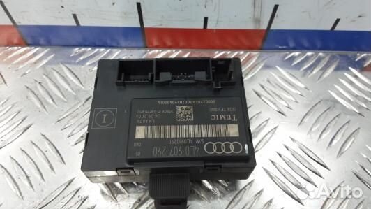 Блок комфорта audi Q7 (8AD10M303)