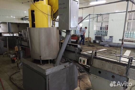 Автомат укупорочный Л5-вув