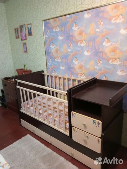 Продам детскую кроватку