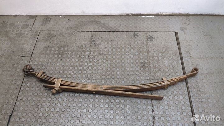 Рессора Mitsubishi L200, 2010