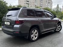 Toyota Highlander 3.5 AT, 2012, 300 000 км, с пробегом, цена 1 750 000 руб.