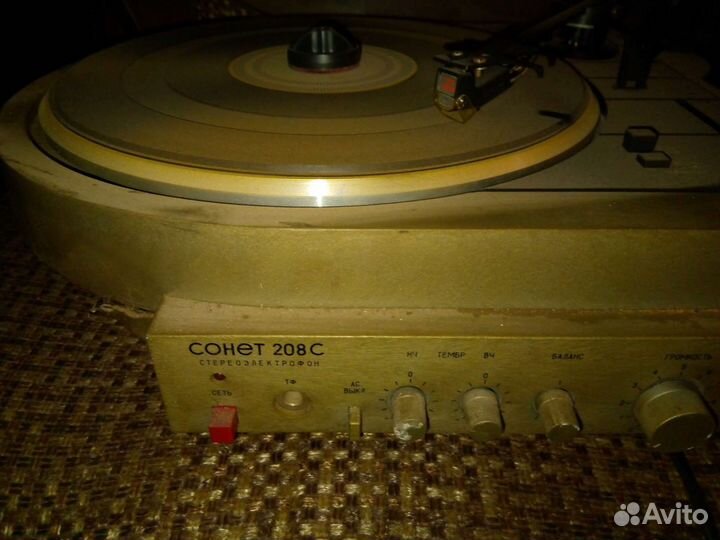 Проигрыватель сонет 208с