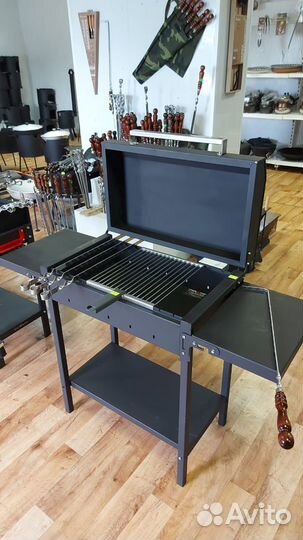 Мангал с крышкой барбекю и полками, термокраска