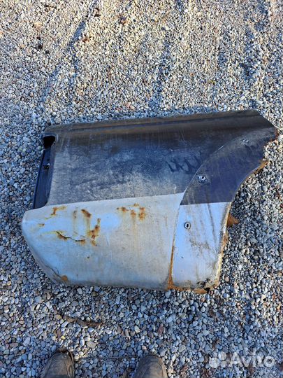 Крыло заднее