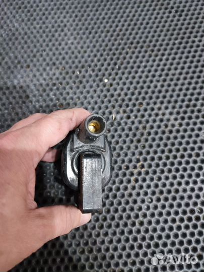 Катушка зажигания Nissan SR20DE