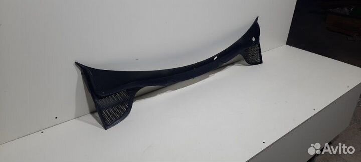 Панель под дворники(жабо) Volkswagen Polo 5