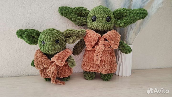 Вязаные игрушки ручной работы Малыш йода