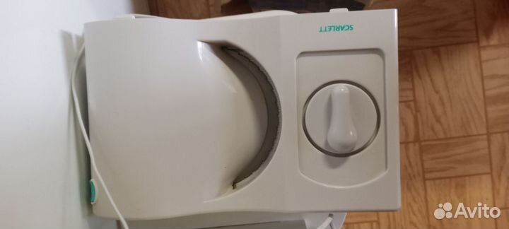 Ломтерезка электрическая /слайсер