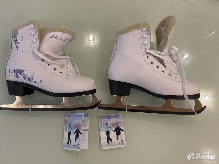 Коньки женские р.39