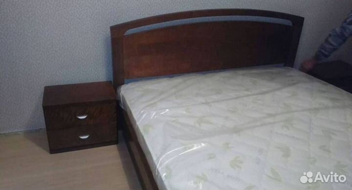 Кровать деревянная из сосны 160х200