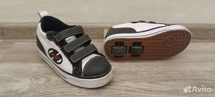 Кроссовки на колесиках Heelys