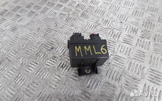 Реле накала свечей jeep grand cherokee WK2 (MML06O