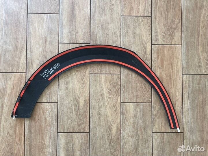 Накладка крыла задняя левая Mercedes S213 E Class