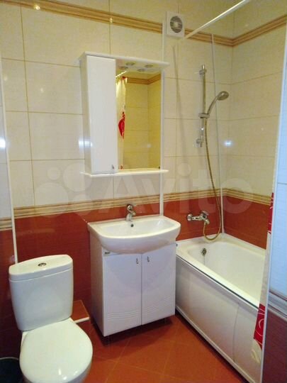 2-к. квартира, 70 м², 4/6 эт.