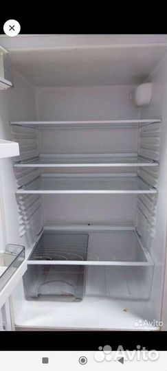 Холодильник Атлант на запчасти