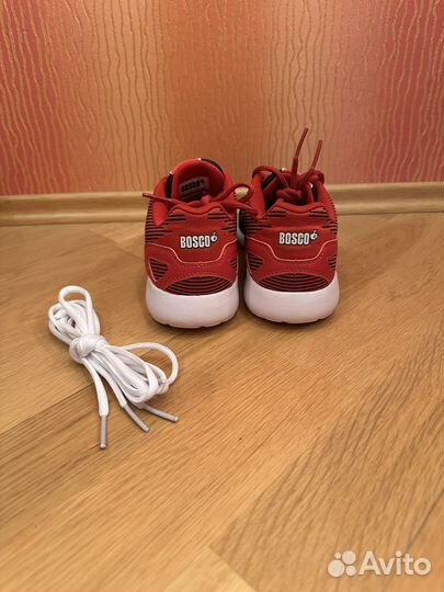 Кроссовки bosco