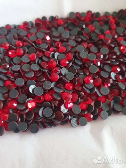 Стразы для шитья