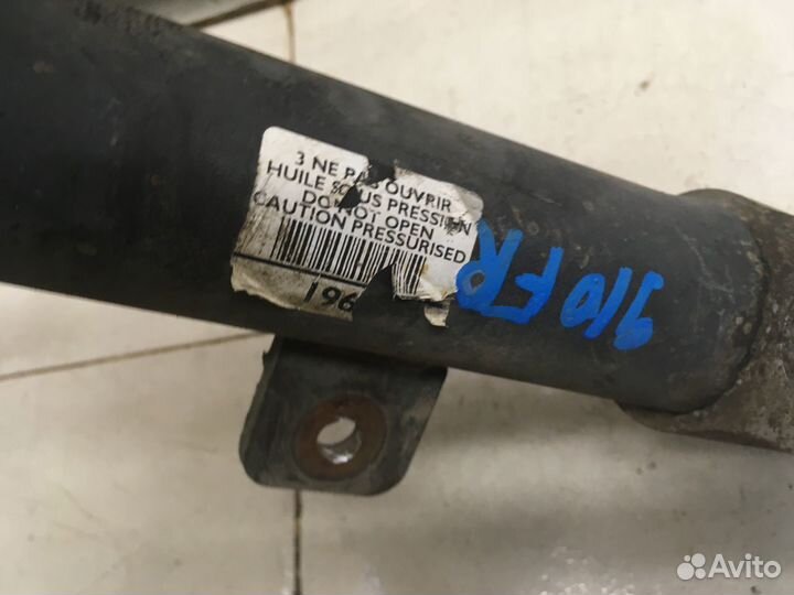 Амортизатор передний правый C4 2005-2011