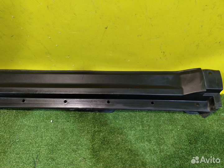 Накладка порога левая Mitsubishi Eclipse Cross 20